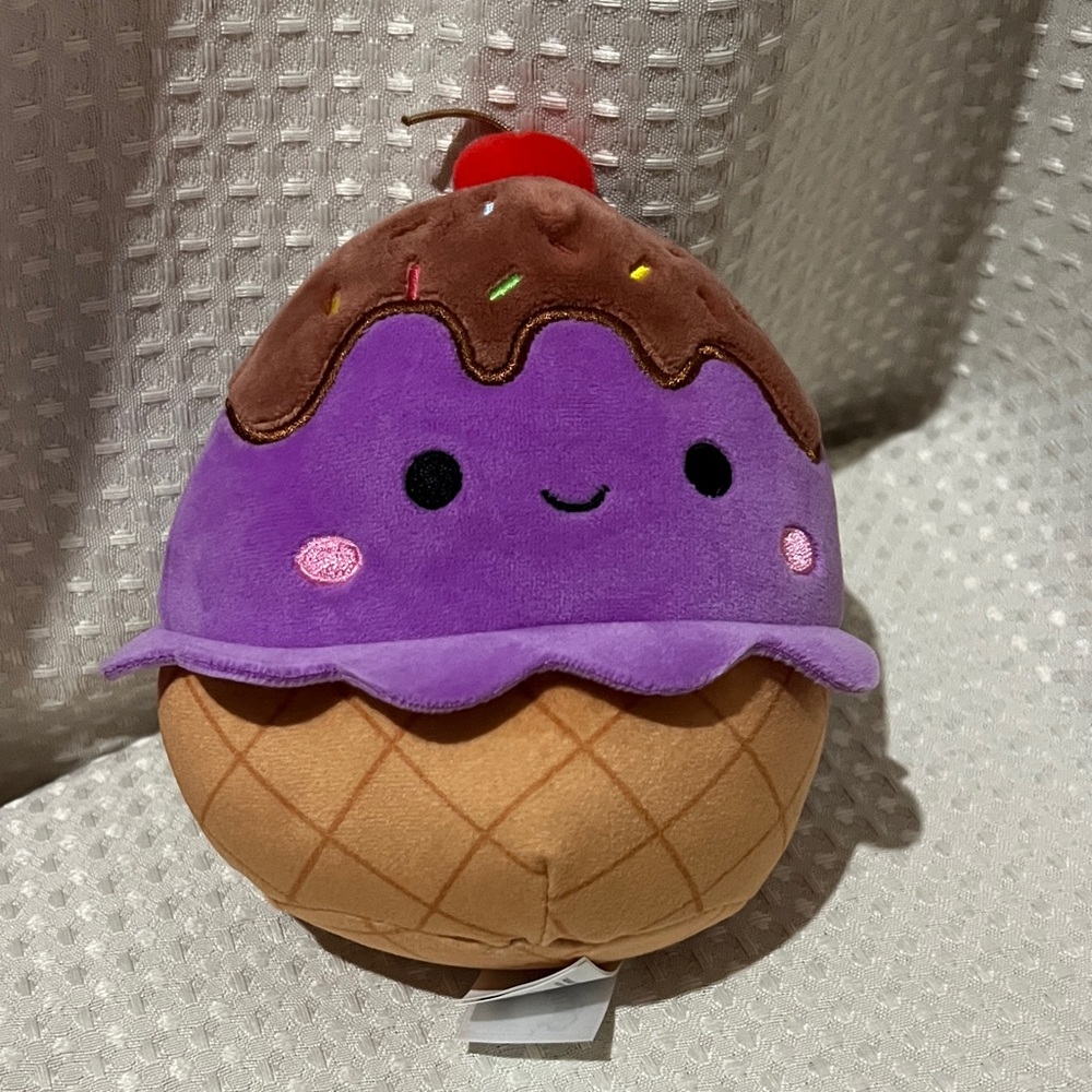 Squishmallows Dibbs the Ice Cream Plush 5”